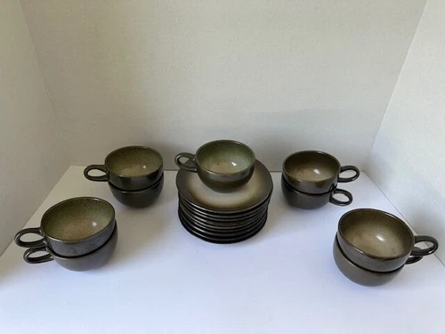 Heath sand & sea set of 9 tea cups and 12 saucers excellent condition