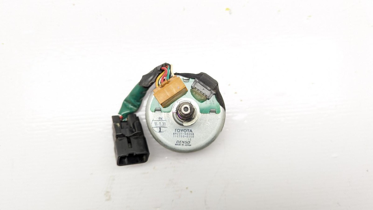 LEXUS LS SERIES MK3 XF30 2000 - 2006 TELESCOPIC MOTOR 71570 89231