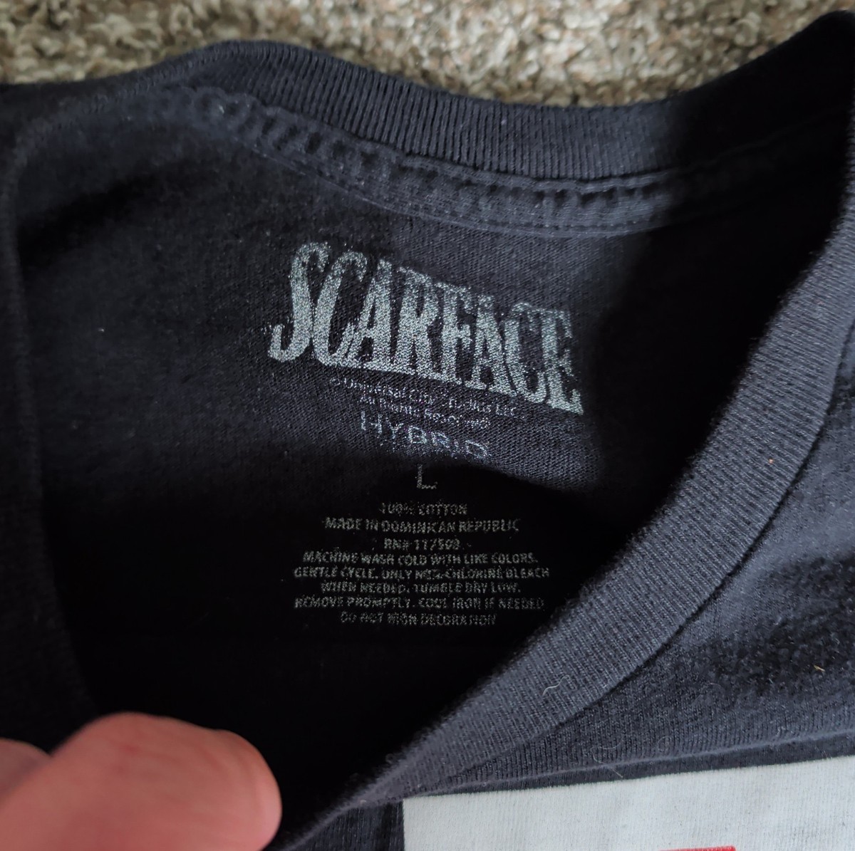 Scarface "The World is Yours." Size Large Black Movie Promo Modern Short Sleeve View 5