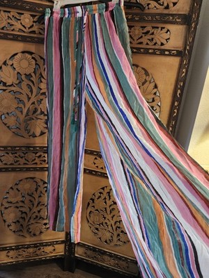 Cool & breezy Lulus Wide/leg Pants Size Medium. Super Cute!