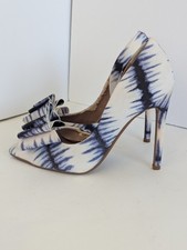 Betsey Johnson Prince-P Pumps 5.5 Blue White Tie Dye Bow Pointed Toe Stiletto...
