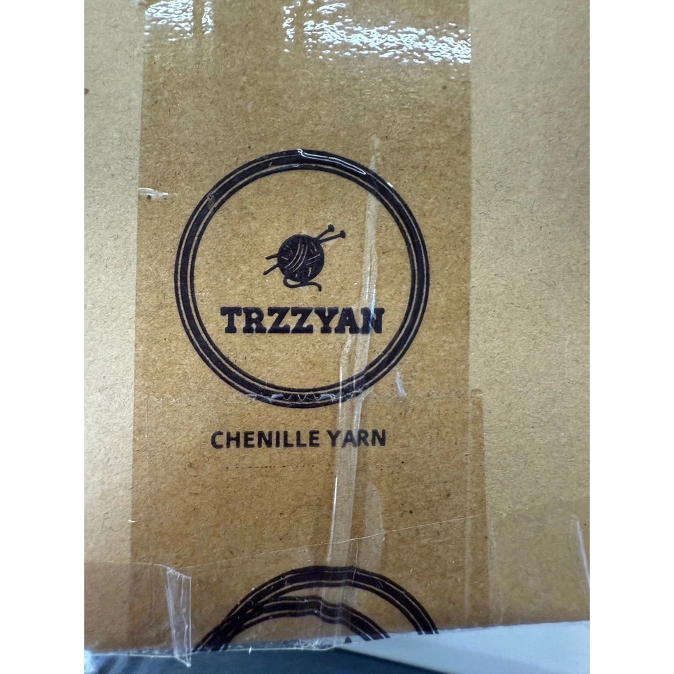 TRZZYAN Soft Chenille Velvet Yarn 100 g Skein Baby Blue Chunky Crochet & Knittin - Image 2 of 4