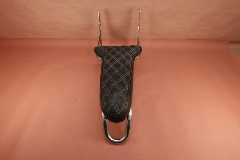 Harley Davidson Softail Deluxe 2007-2016 FLSTN respaldo Sissy Bar Pad Foto 4 de 4
