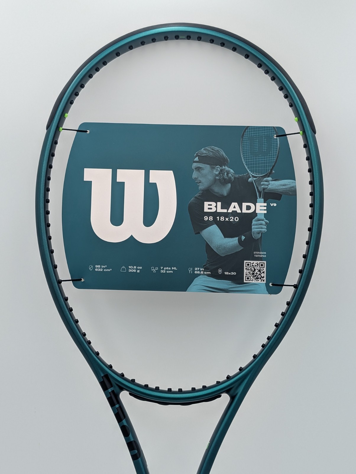 Wilson Blade 98 18x20 v9.0 Tennis Racquet unstrung Grip 4 1/4”