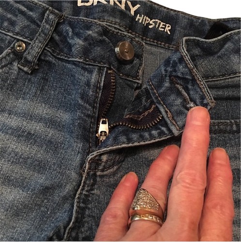 DKNY Girls Hipster Adjustable Waist Denim Shorts Size 7 - Picture 4 of 15