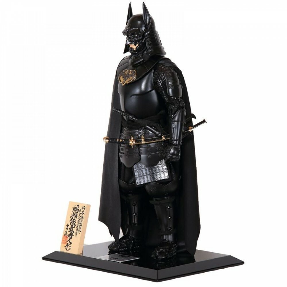 BATMAN Jp Exclusive Samurai Warrior Doll Handmade Kabuto Yoroi