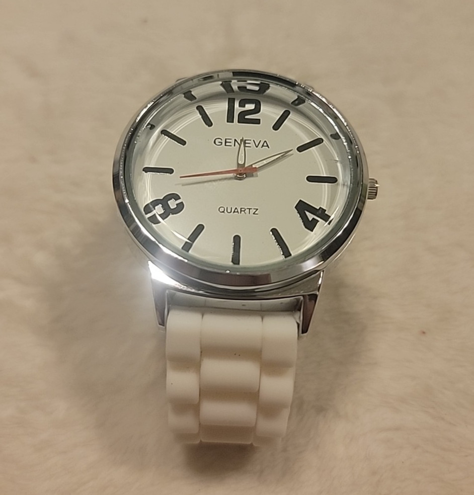 Ladies Geneva Quartz Trendy Silver Tone White Silicone Strap Analog Watch