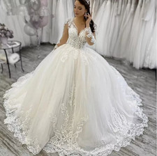 Long-sleeved Lace Wedding Dress V-neck Lace Applique Pleated New Style Wedding