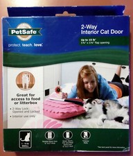 PetSafe Porte Chaton Intérieur 2 Voies 2 Voies avec Rabat--jusqu'à 15 Livres (CC10-050-11)