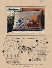 Mosey 'n Me Cross Stitch Pattern "Here Comes Christmas" with Fabric