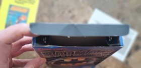 Caja Batman Nintendo NES con envoltura retr&aacute;ctil e insertos solo rara aut&eacute;ntica 