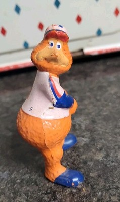 Vintage Montreal Expos Youppi Figure 1985 Baseball Mascot HITTING