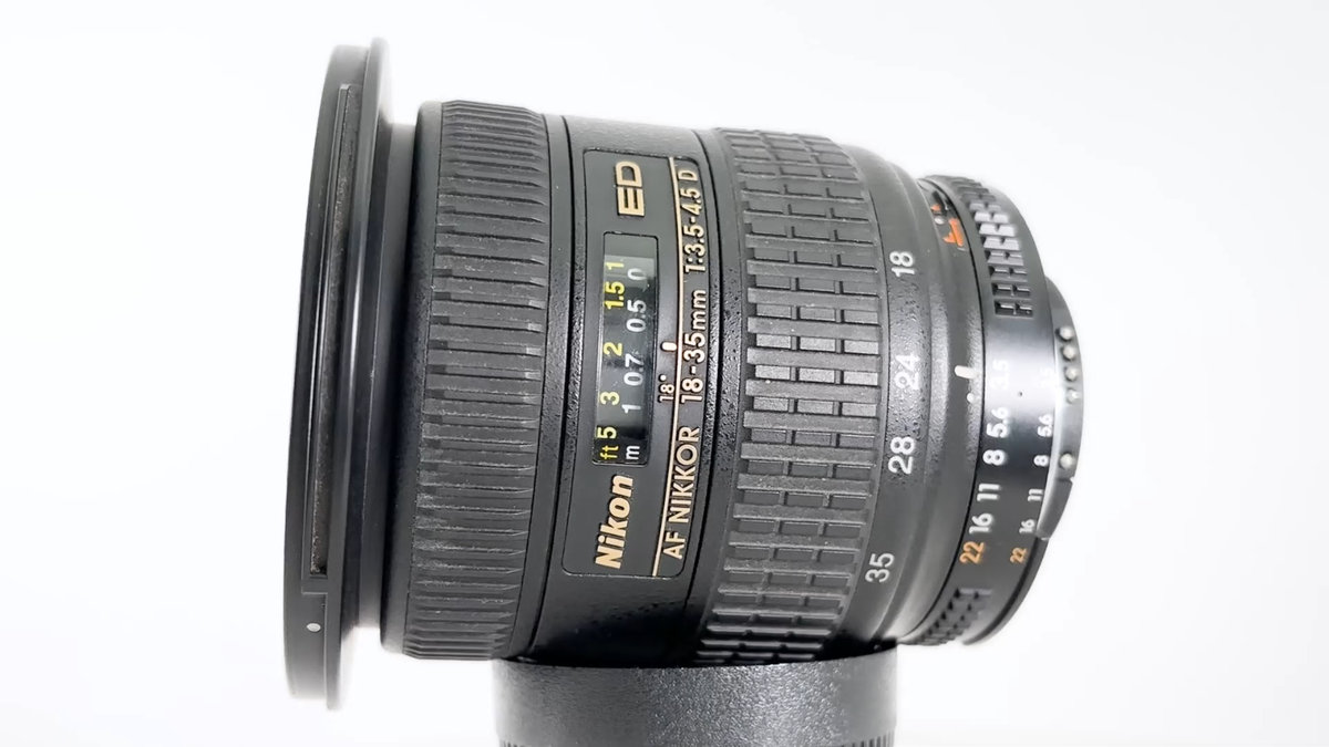 Nikon AF Nikkor 18-35mm f/3.5-4.5D Wide Angle Zoom Lens from Japan