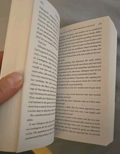 The Girl With The Dragon Tattoo by Stieg Larsson Paperback - Picture 8 of 11