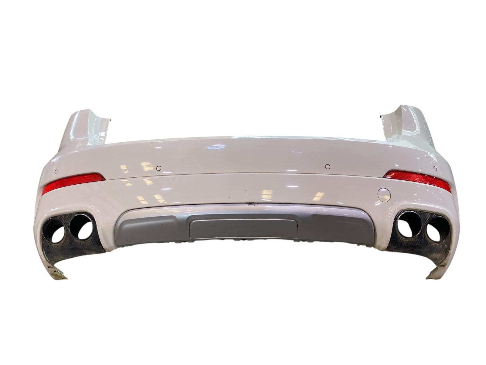 2017-2024 MASERATI LEVANTE M161 REAR BUMPER COVER ASSY | BIANCO *SCUFFS+SCRAPE*
