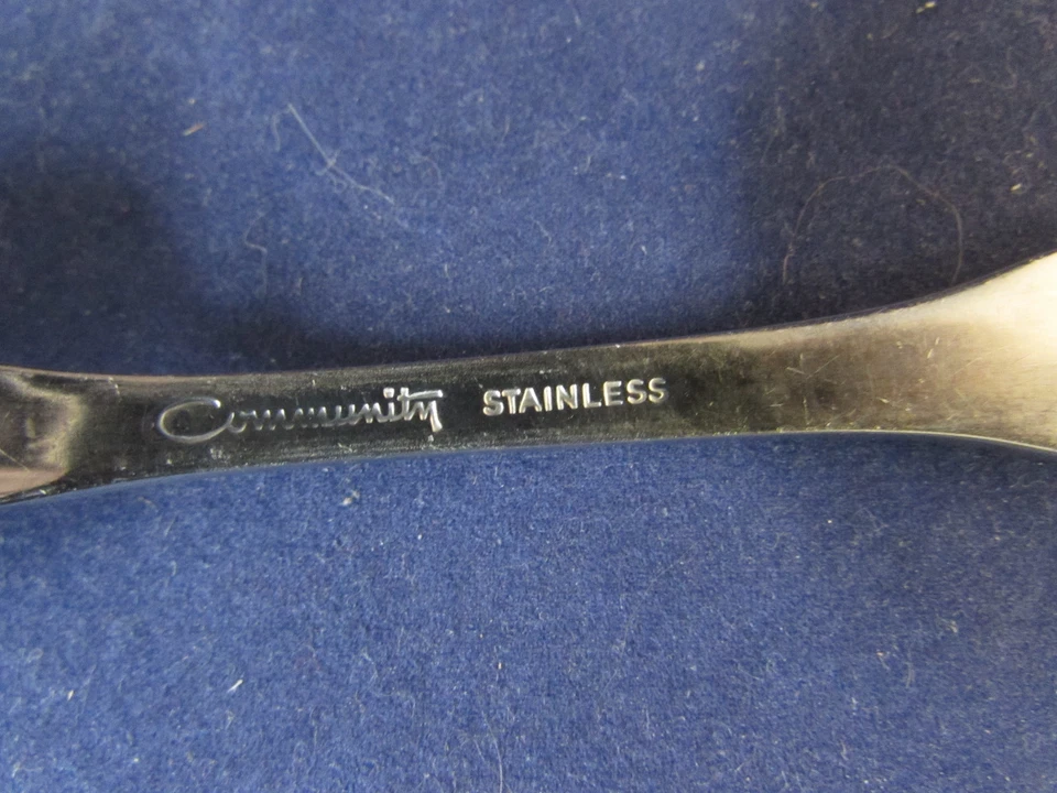 Cubiertos de acero inoxidable Oneida - PAUL REVERE - Juego de bebé de 3 piezas * COMUNIDAD - HECHO EN EE. UU. Foto 2 de 2