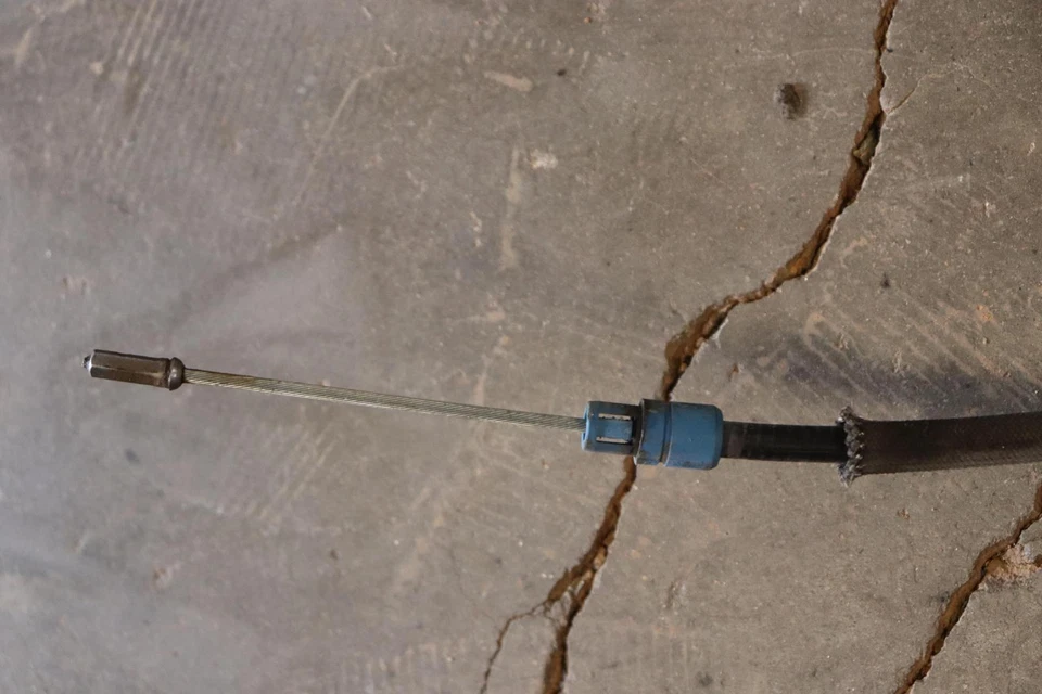 Ford Transit 150 250 350 2015-2019 cable de freno de emergencia de estacionamiento trasero izquierdo OEM Foto 2 de 4