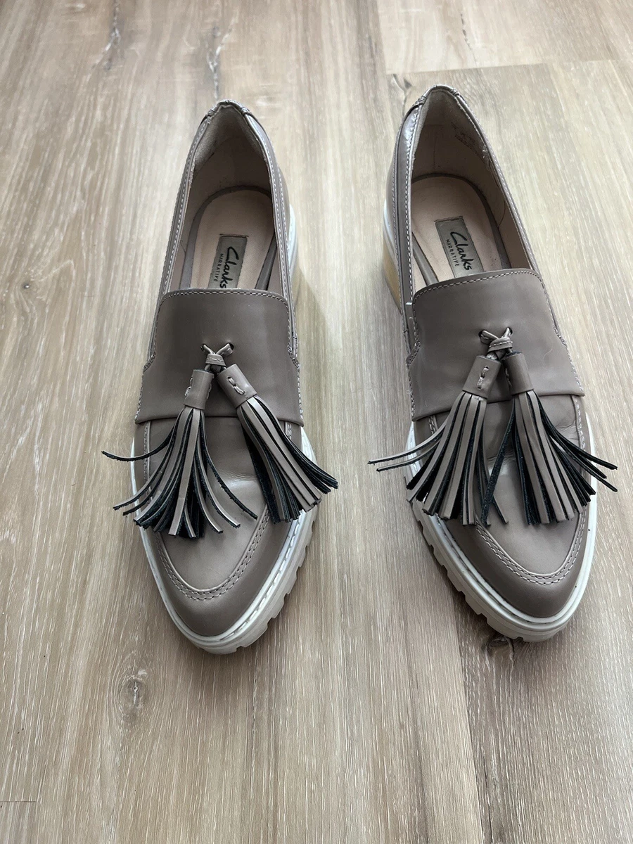 Clarks narrative shop loafers