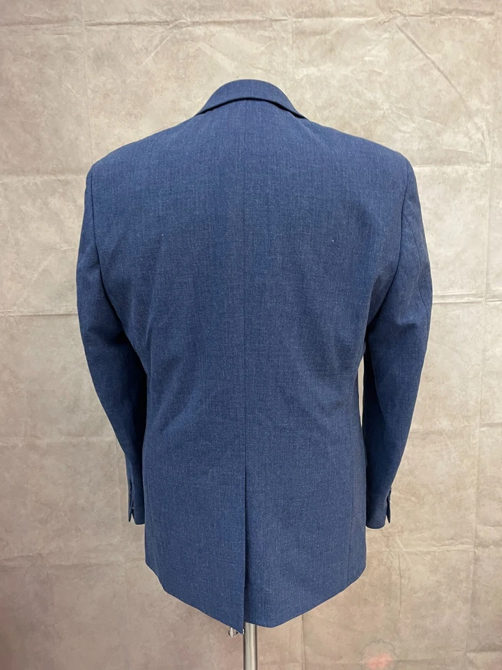 Клубная комната блейзер мужской синий с подкладкой вентилируемый однобортный две кнопки размер 38R - Изображение 3 из 4