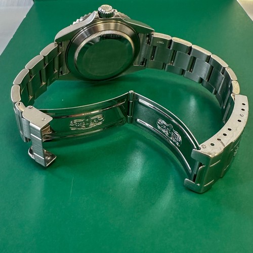 Rolex Submariner Date 16610 F Series - Paper - Picture 10 of 11
