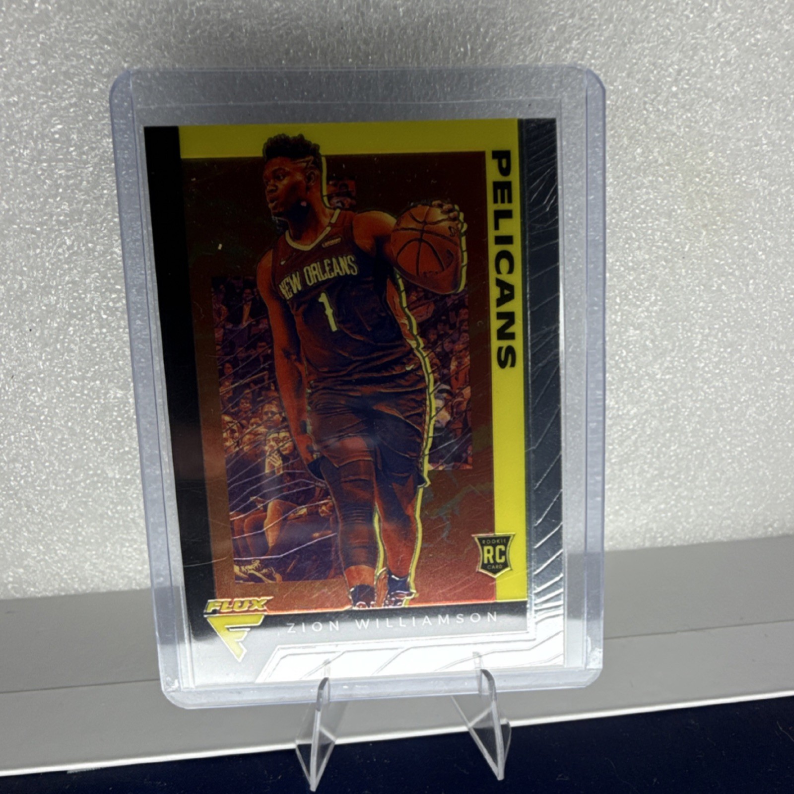 2019-20 Panini Chronicles Flux Rookie Zion Williamson #584 Pelicans Card