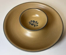 Vintage Pfaltzgraff FOLK ART CHIP N DIP SET