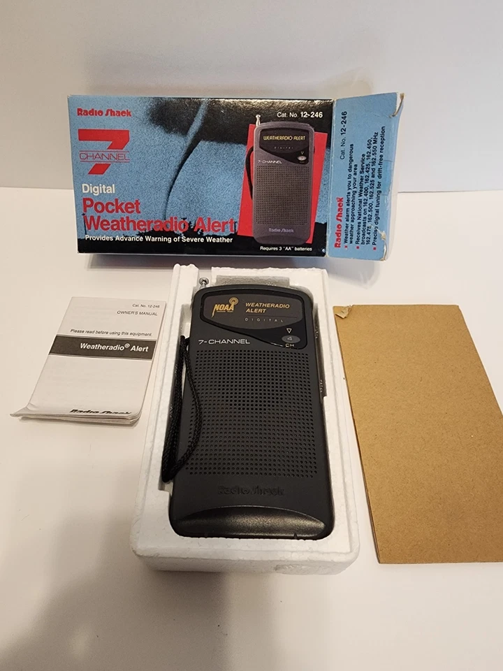 Neu im Karton Radio Shack 7 Kanal Digital Tasche Wetter Radio Warnung Neu aus altem Lagerbestand