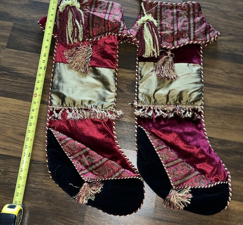 2-ELEGANTER WEIHNACHTSSTRUMPF AUS SAMT UND SATIN MIT QUASTEN UND KORDEL 31 ZOLL LANG - Bild 1 von 4