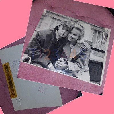 Original 1966 Hayley Mills & Hywel Bennett Pressefoto - ''The Family Way'' Bolton