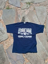 XL Vintage 2001 Auburn Vs Michigan Citrus Bowl Tee Shirt