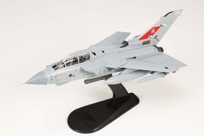HA6727 Hobby Master Tornado GR.Mk 4 1/72 Model ZA554 RAF No.31 Sqn