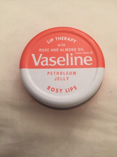 vasline lip therapy rosy lips with rose and almond oil 20g