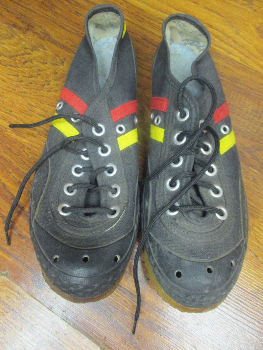 Vintage store bata shoes