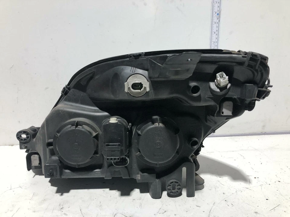 Renault SCENIC Right Headlight J64 05/01-12/04 P/N 7700432095 - image 3 of 4