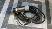 Allen Bradley 871C-P15B30 Cylindrical Inductive Proximity Switch 