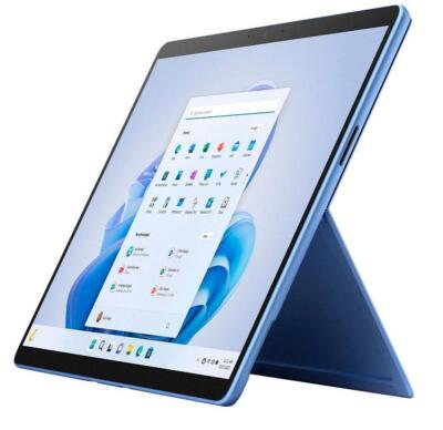 ほぼ新品　Surface Pro9 i7 16G/256G Office2021 Surface Pro 9 - Intel i7, 16GB RAM, 256GB SSD, 13