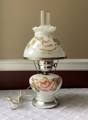 Vintage Milk Glass Parlor Lamp (working), 17 1/4