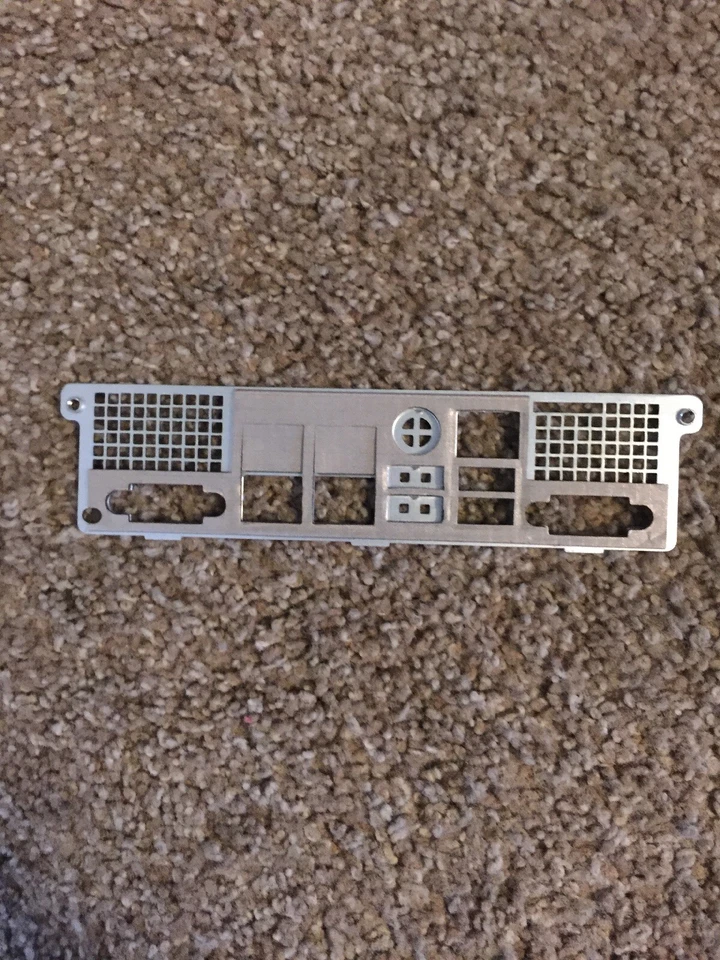 Supermicro MCP-260-00041-0N I/O SHIELD FOR X9, X10 series Motherboard 1u chassis - Image 2 of 2