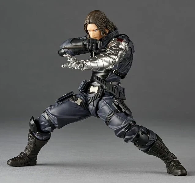 Figura de acción Revoltech Winter Soldier 6" con paquete de expansión de armas Foto 2 de 2
