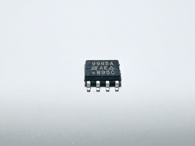 5PCS SI9945AEY 9945A VISHAY Dual N Channel MOSFET 60V 3.7A SOIC-8