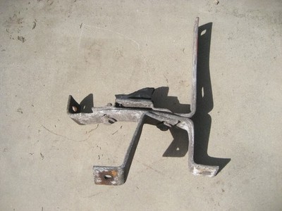 1958 BUICK LEFT REAR BUMPER BRACKET-SUPER ROADMASTER LEFT REAR BUMPER BRACKET