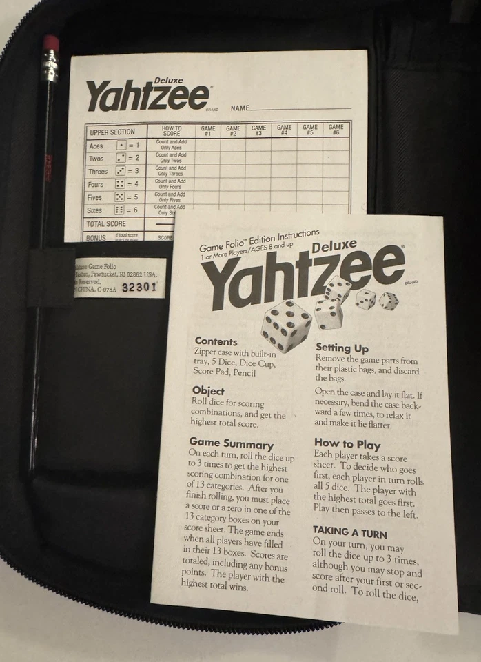 Hasbro Yahtzee Deluxe Game Folio Edition 2003 Travel Zipper Case 100% Complete! - Image 2 of 4
