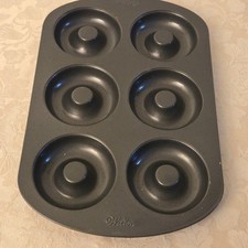 Wilton Non-Stick 6 Cavity Donut Baking Pan Dark Gray Steel 2105-0565