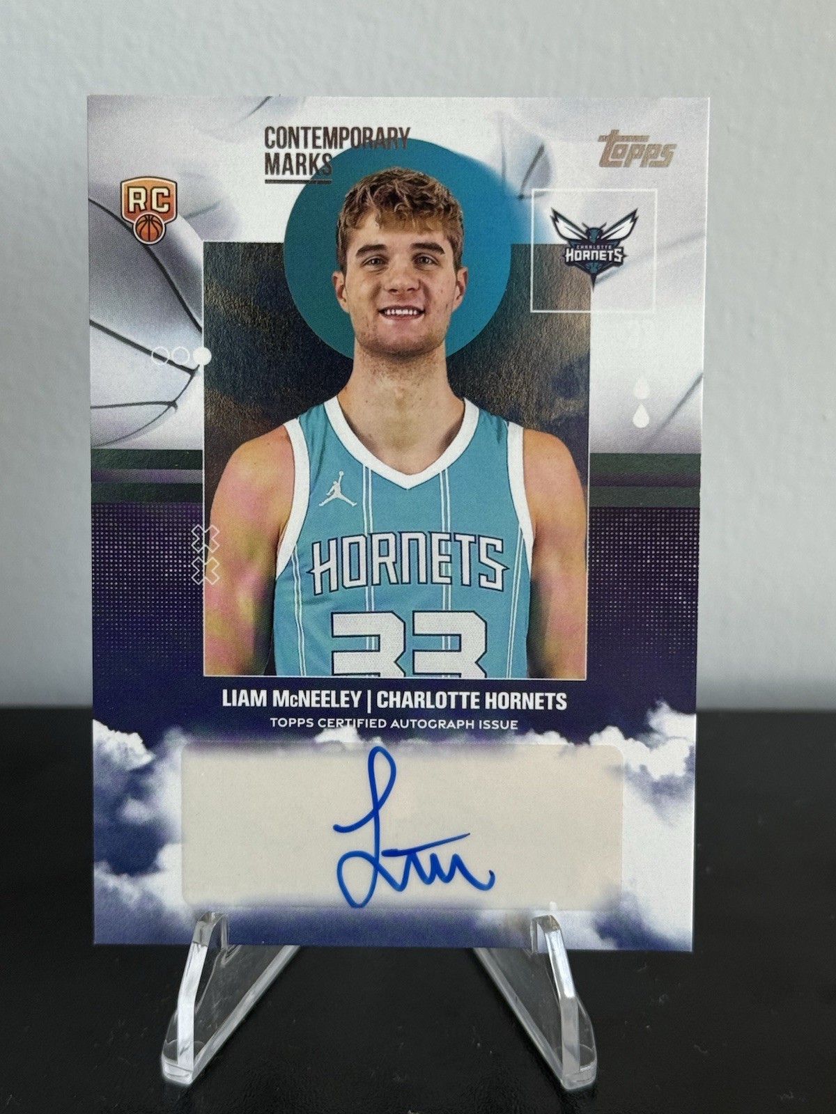 2025-26 Topps - Contemporary Marks Liam McNeeley #CM-LM (AU, RC)