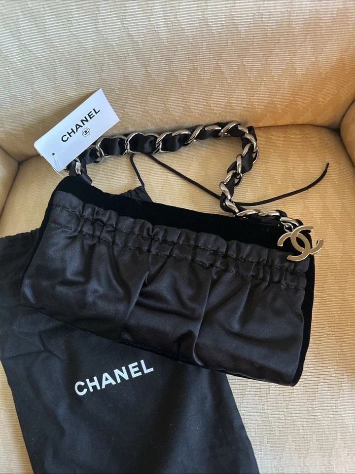Bolso Clutch Social Chanel Terciopelo y Satén Foto 2 de 4