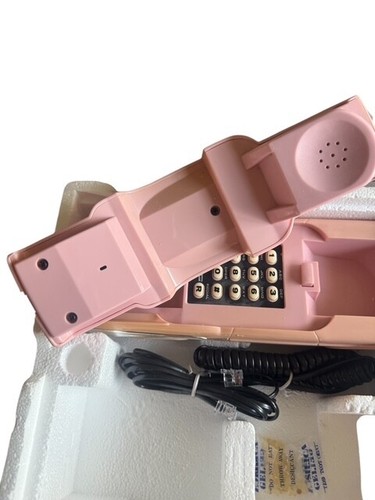 TeleMania57 Pink Chevy Landline Telephone - Picture 4 of 15