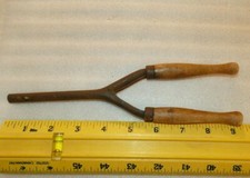 Antique Vintage Women's Hair Curler Curling Iron Steel w Wood Handles Primitive