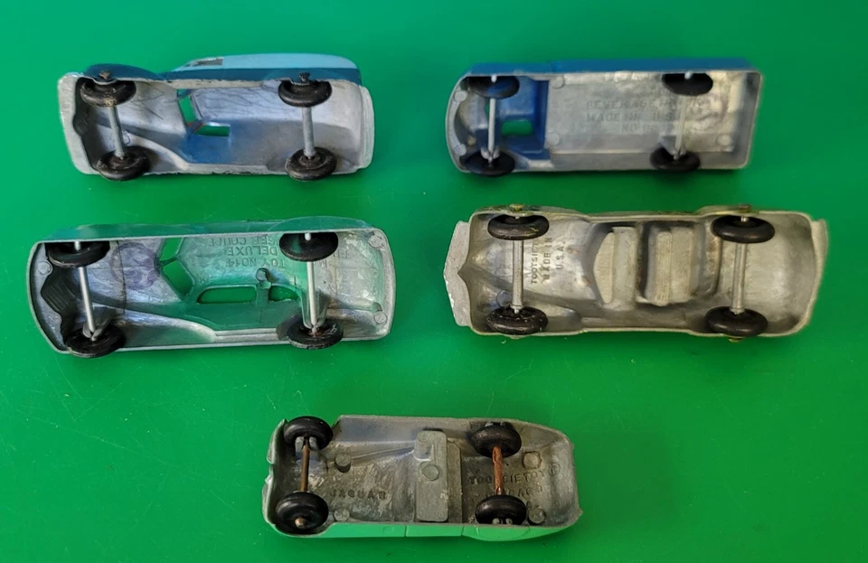 S01 Lote de 5 Coches de Metal De Colección Algunos Marcados Tootsietoy Jaguar Camión de Bebidas Foto 4 de 4