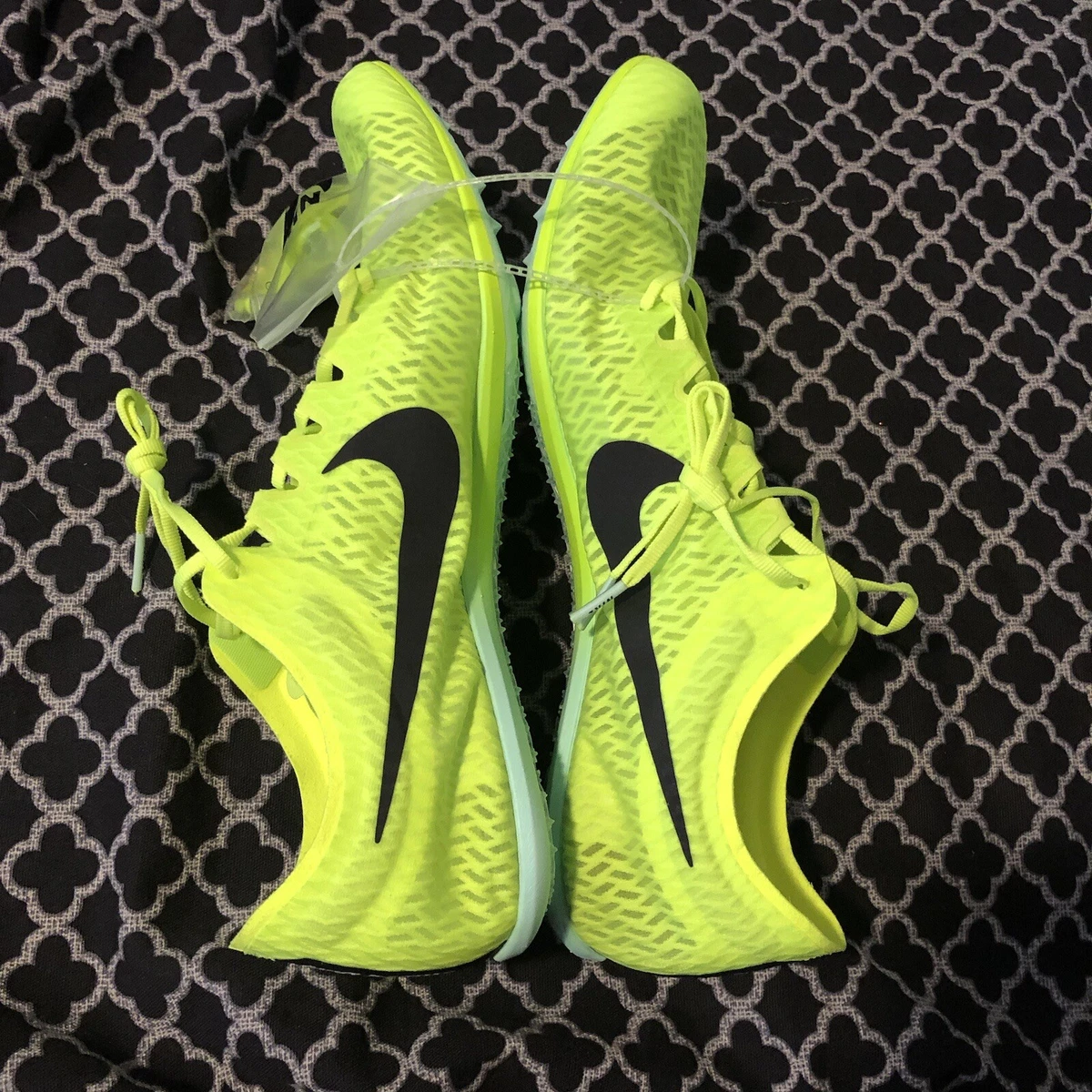 Neon green cheap track spikes