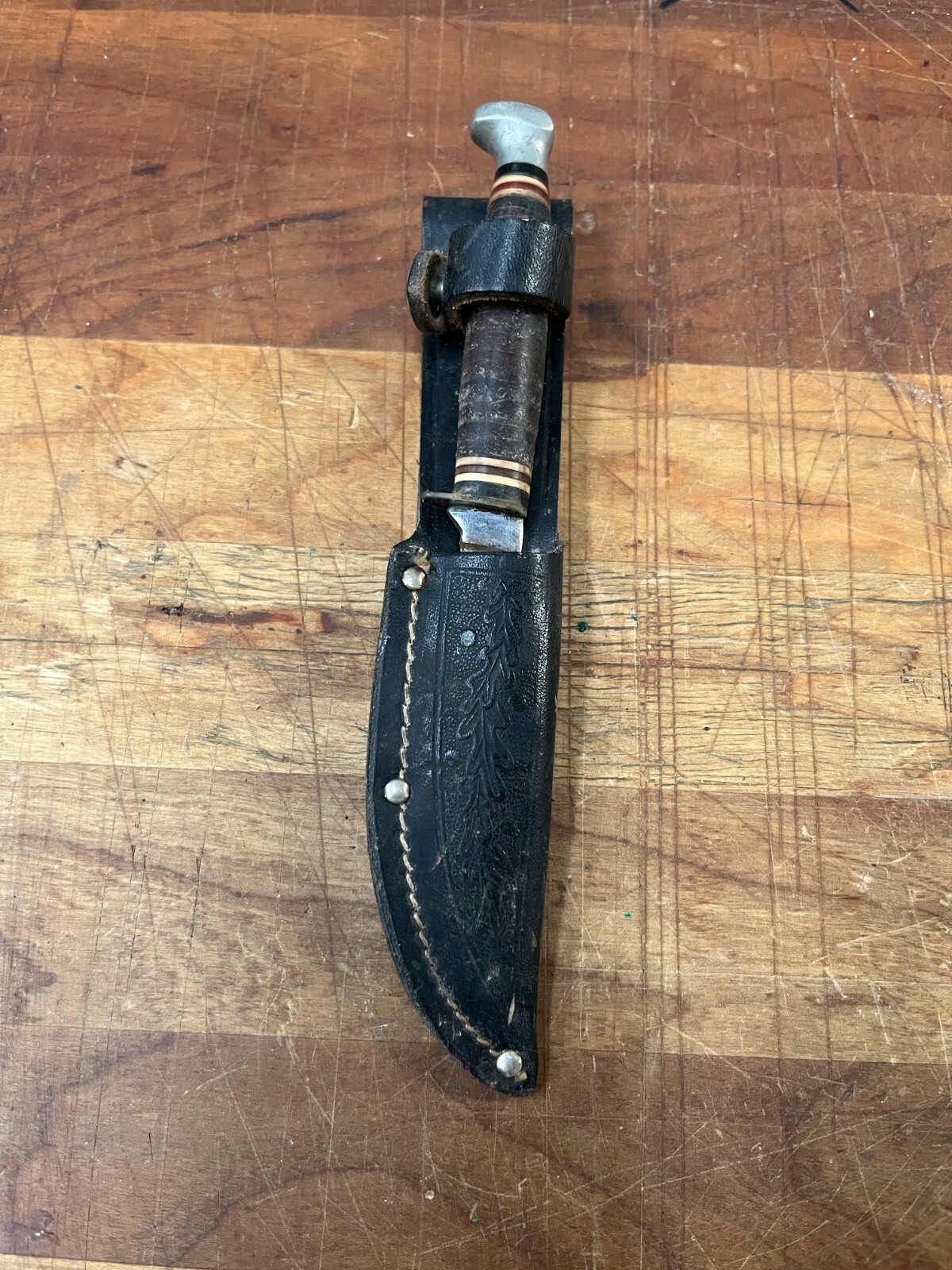 Vintage KA-BAR 1226 Fixed Blade Knife with Sheath